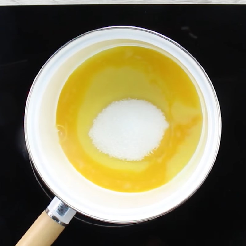 Bước 1 Sơ chế xoài và chanh dây Sinh tố dừa xay sốt xoài chanh dây