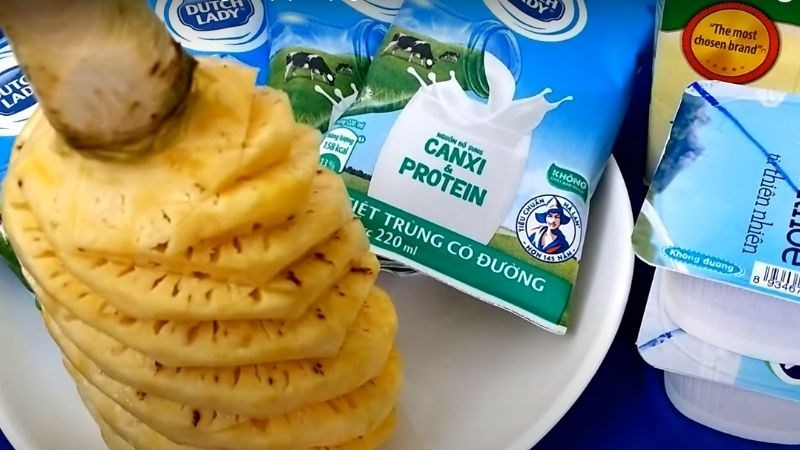 Nguyên liệu món ăn sữa chua dứa