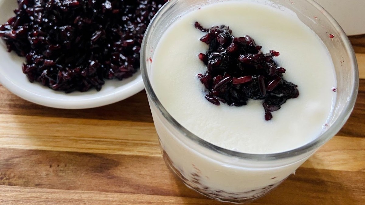 Sữa chua nếp cẩm (công thức được chia sẻ từ người dùng)