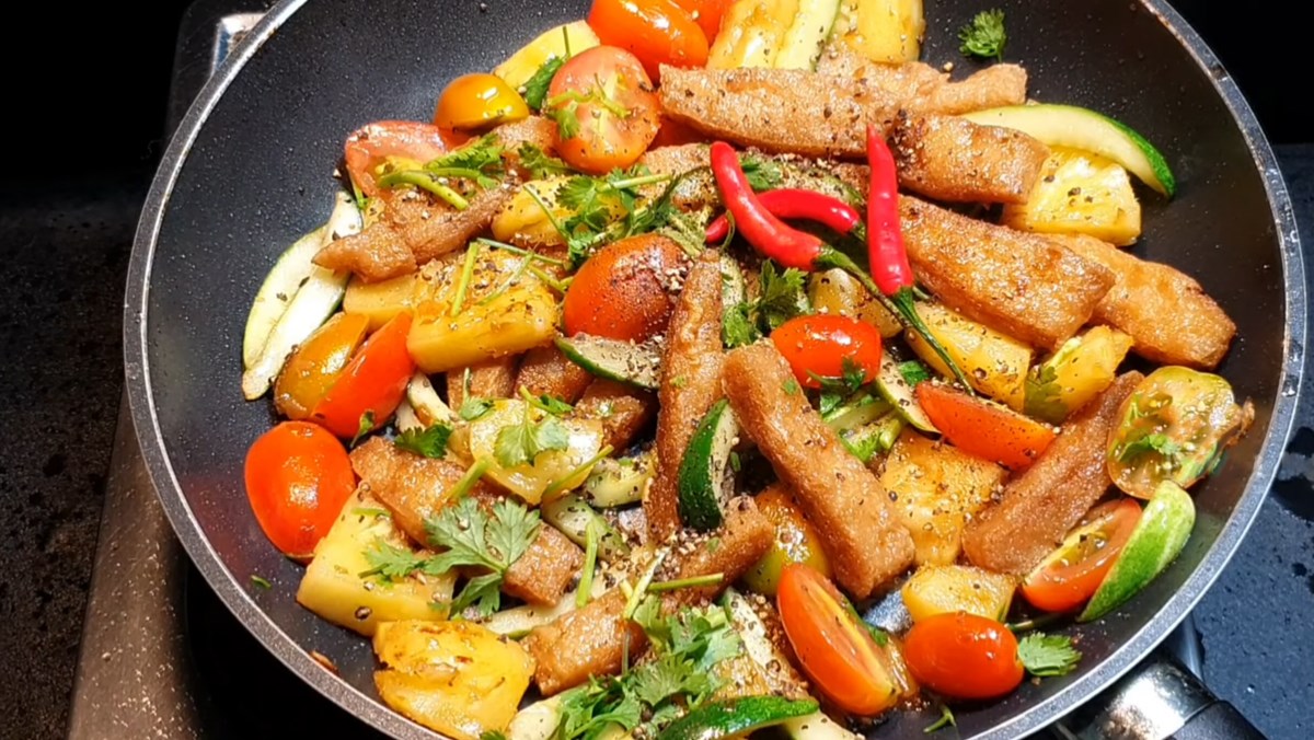 Sườn xào chua ngọt chay từ sườn non