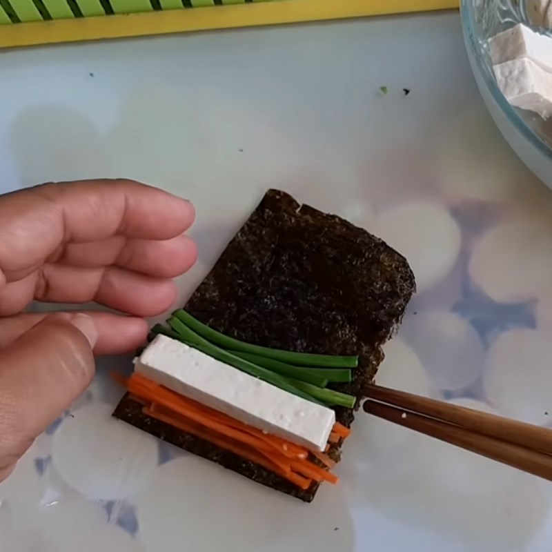 Bước 3 Tạo hình Đậu hũ chiên xù rong biển