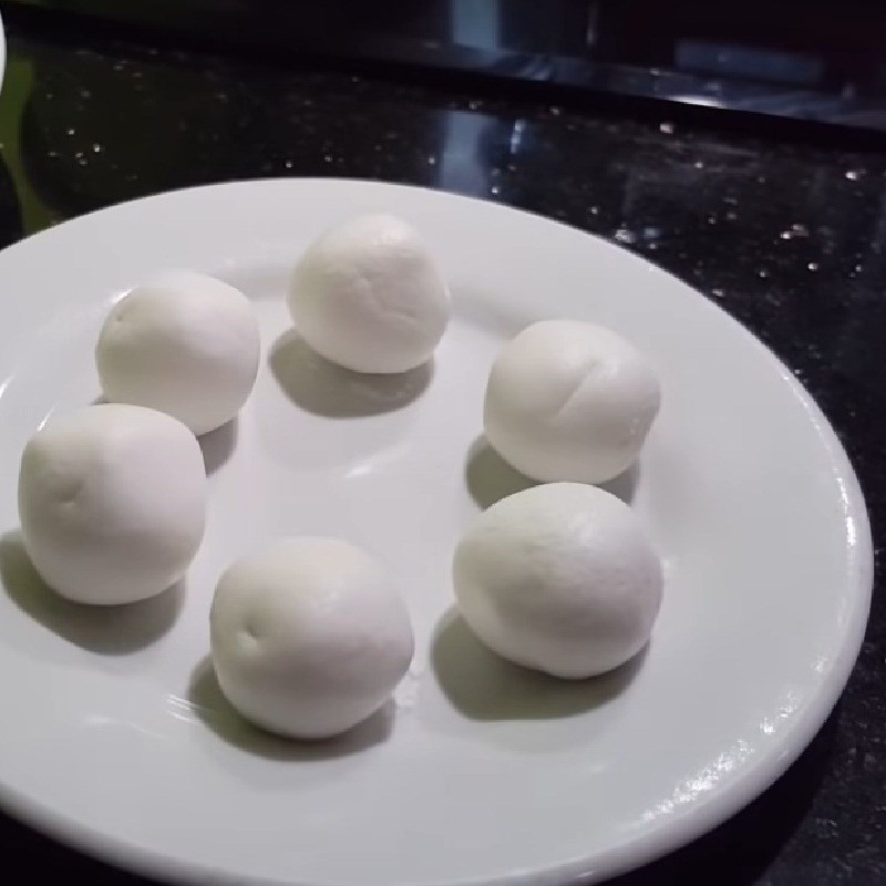 Bước 2 Tạo hình bánh Chè ỷ truyền thống