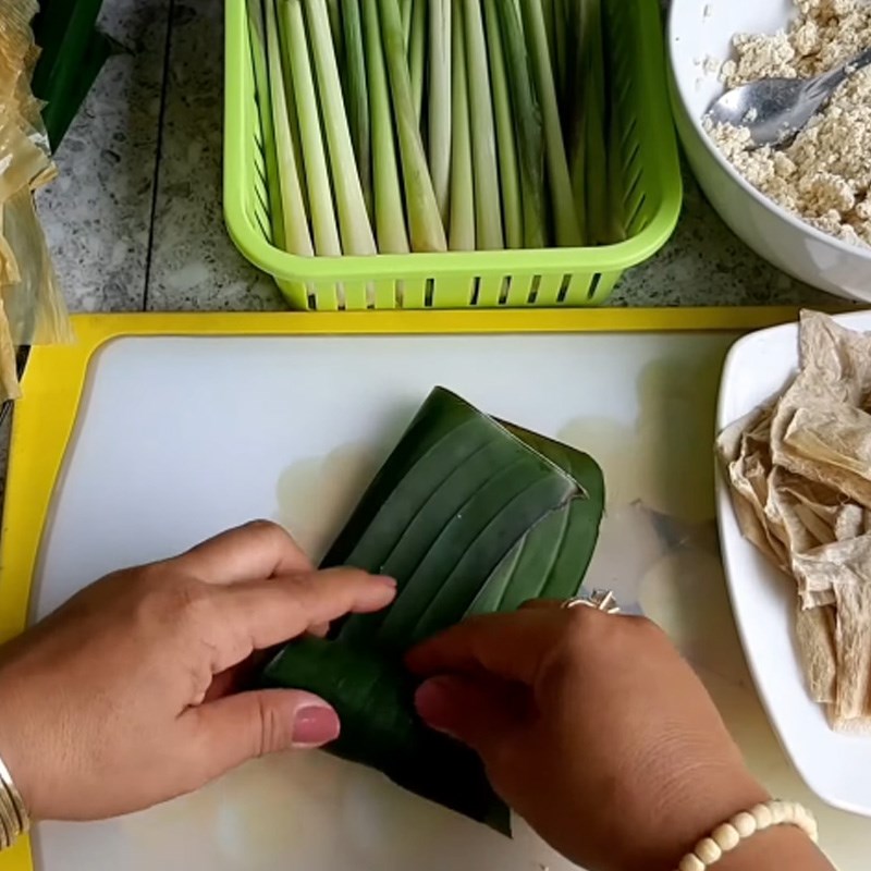 Bước 2 Tạo hình đùi gà Đùi gà chay
