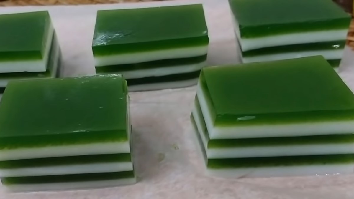 Rau câu lá dứa sữa tươi