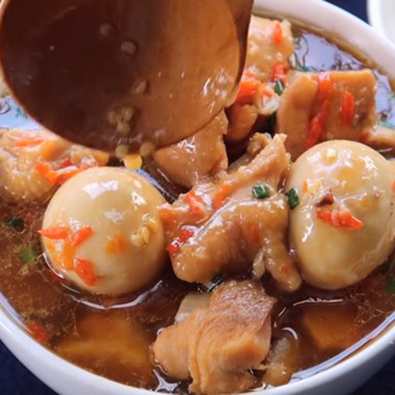 Bước 5 Thành phẩm Gà kho tàu