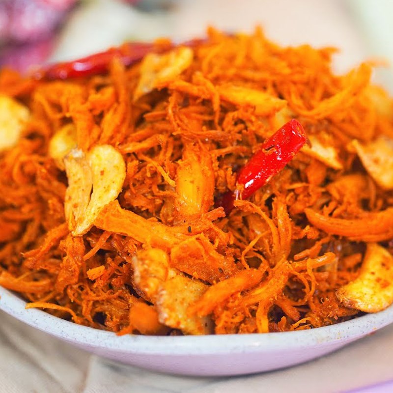 Bước 5 Thành phẩm Khô gà bơ tỏi bằng chảo