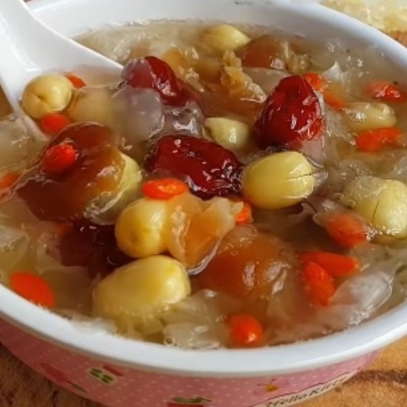 Bước 5 Thành phẩm Chè hạt sen nấm tuyết