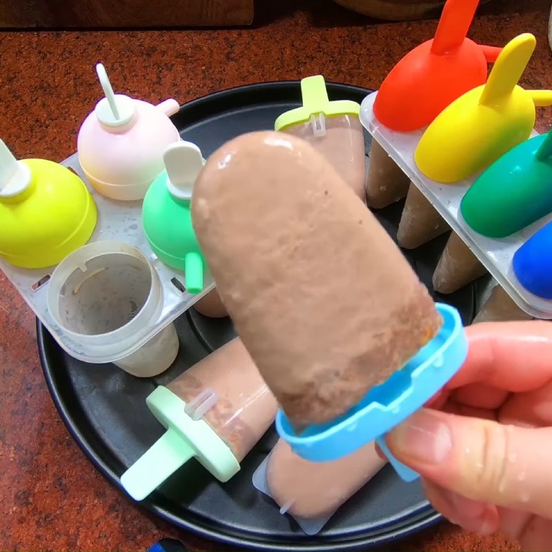 Bước 4 Thành phẩm Kem socola không cần whipping cream (kem sữa tươi)