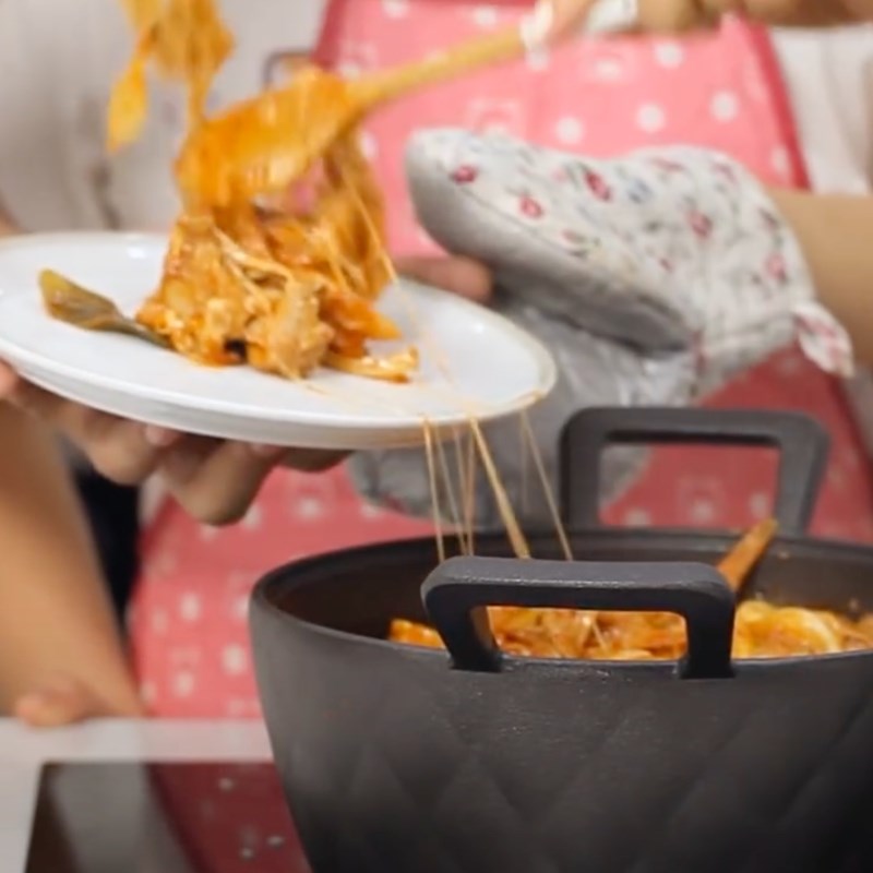 Bước 7 Thành phẩm Gà nấu cay Hàn Quốc