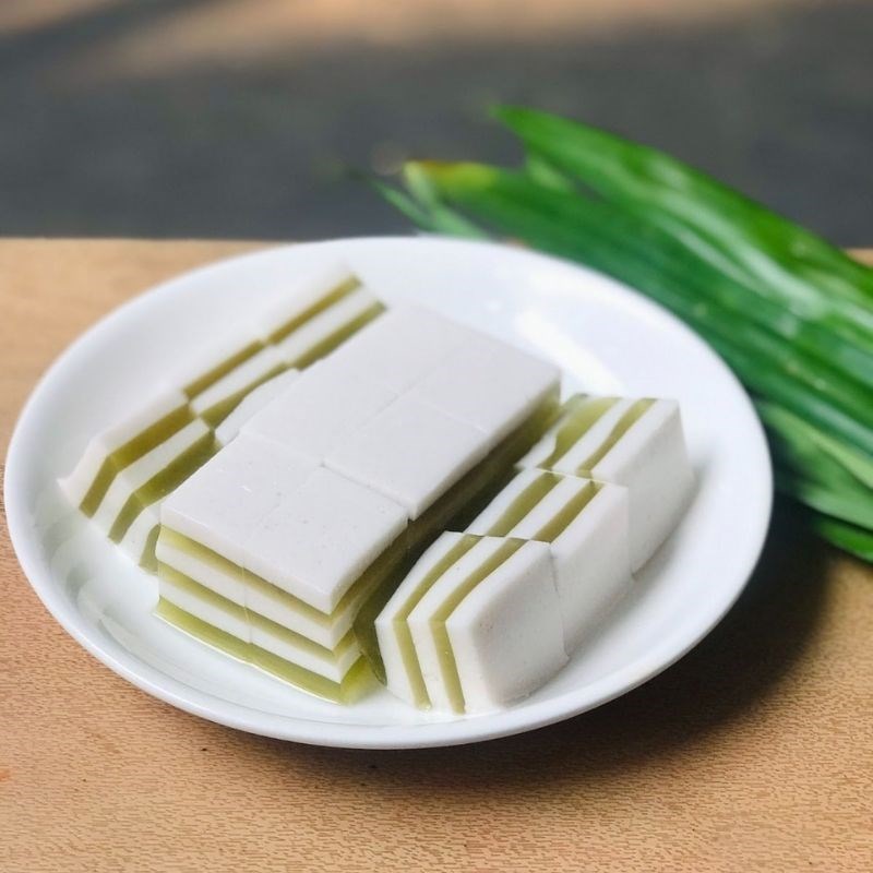 Bước 5 Thành phẩm Rau câu lá dứa nước cốt dừa (công thức được chia sẻ từ người dùng)