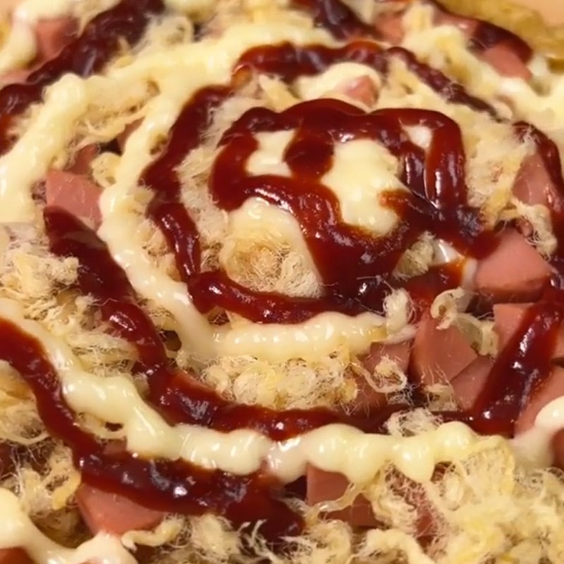 Bước 3 Thành phẩm Pizza mì gói (Công thức được chia sẻ từ TikTok Cách Nấu Ngon cùng Cách Nấu Ngon)