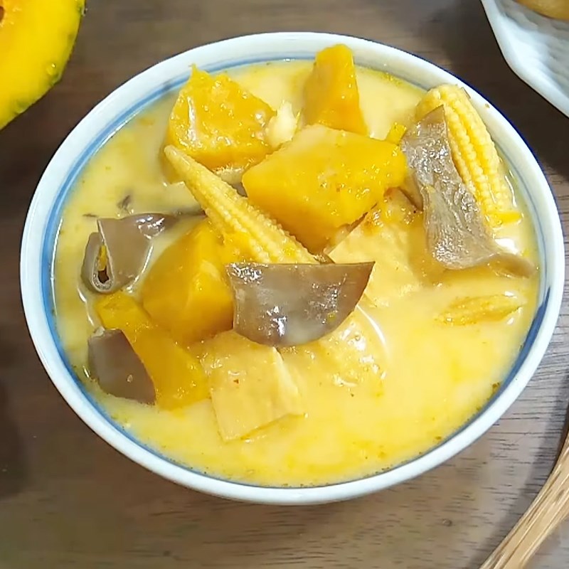 Bước 5 Thành phẩm Cà ri bí đỏ chay