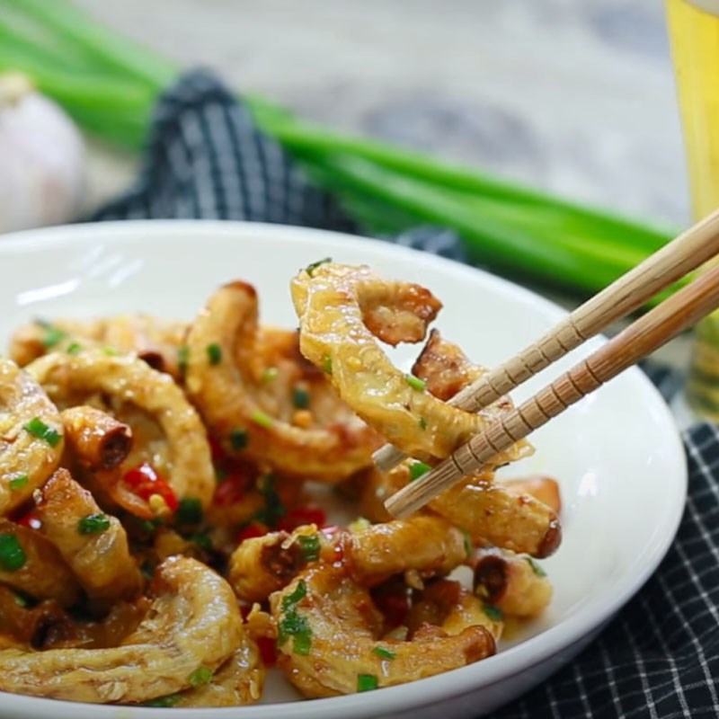 Bước 3 Thành phẩm Lòng heo chiên nước mắm
