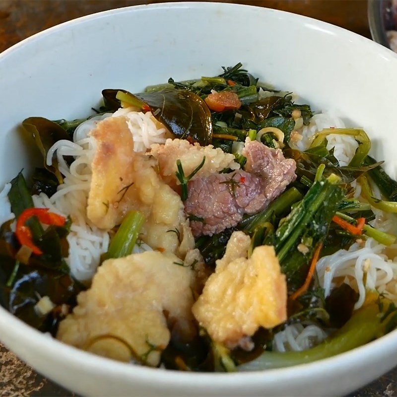 Bước 5 Thành phẩm Lẩu bò nhúng lá giang