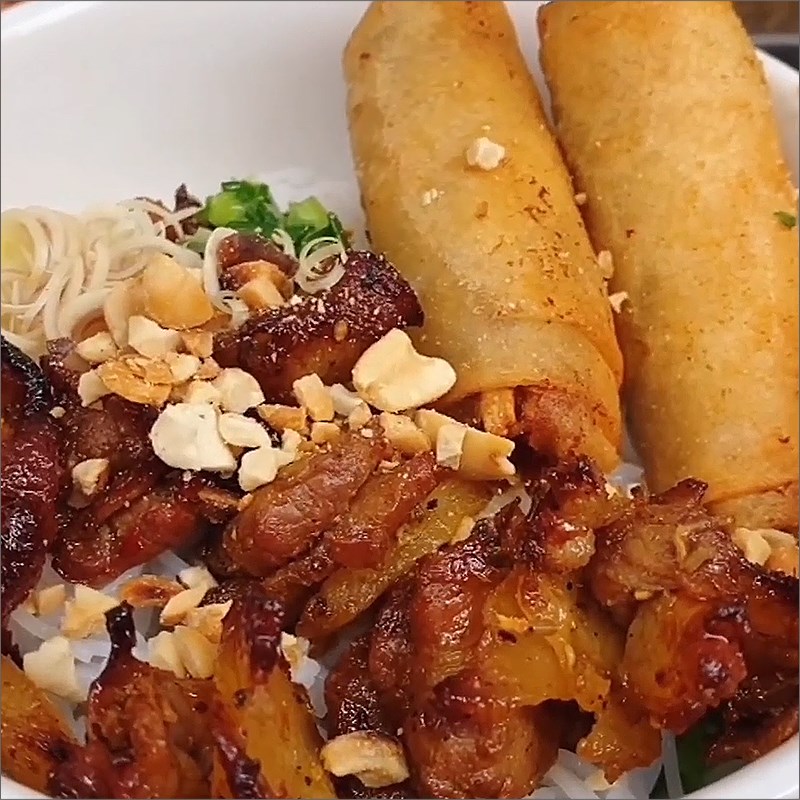Bước 7 Thành phẩm Bún thịt nướng chả giò
