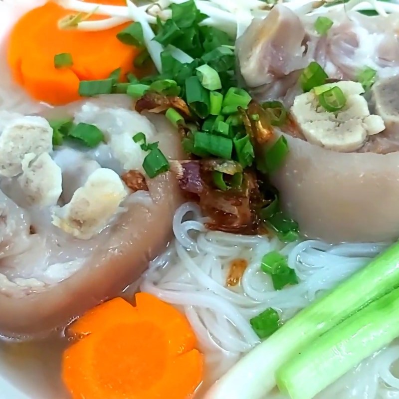 Bước 6 Thành phẩm Hủ tiếu giò heo