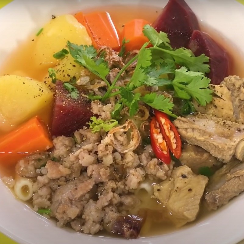 Bước 7 Thành phẩm Nui sườn heo rau củ