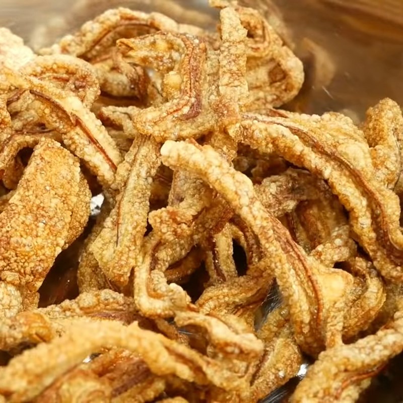 Bước 6 Thành phẩm Tai heo chiên giòn