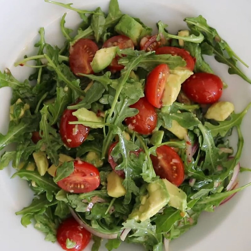 Bước 4 Thành phẩm Rocket salad cà chua bơ