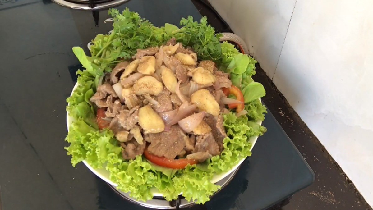 Thịt bò xào tỏi