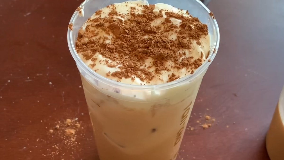 Trà sữa kem phô mai tiramisu
