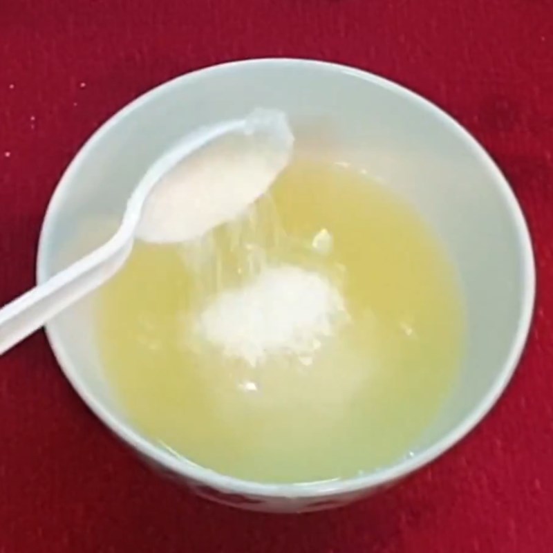 Bước 2 Trộn bắp cải Cháo gà nấm rơm