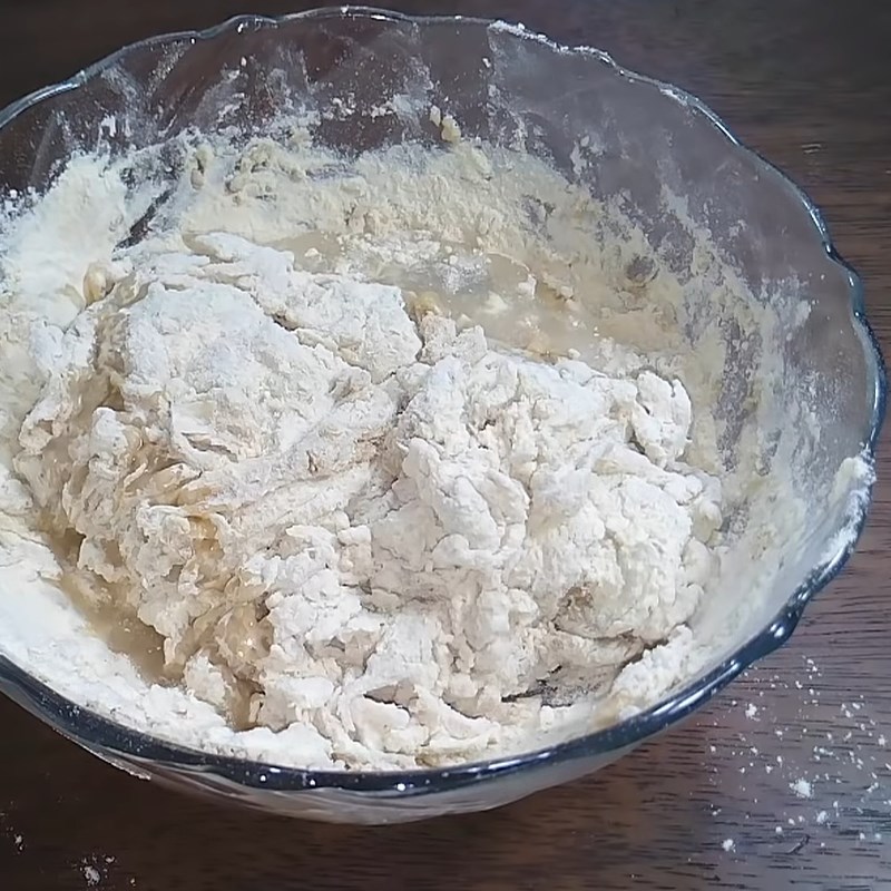 Bước 2 Trộn bột mì căn Giò sống chay - mọc chay