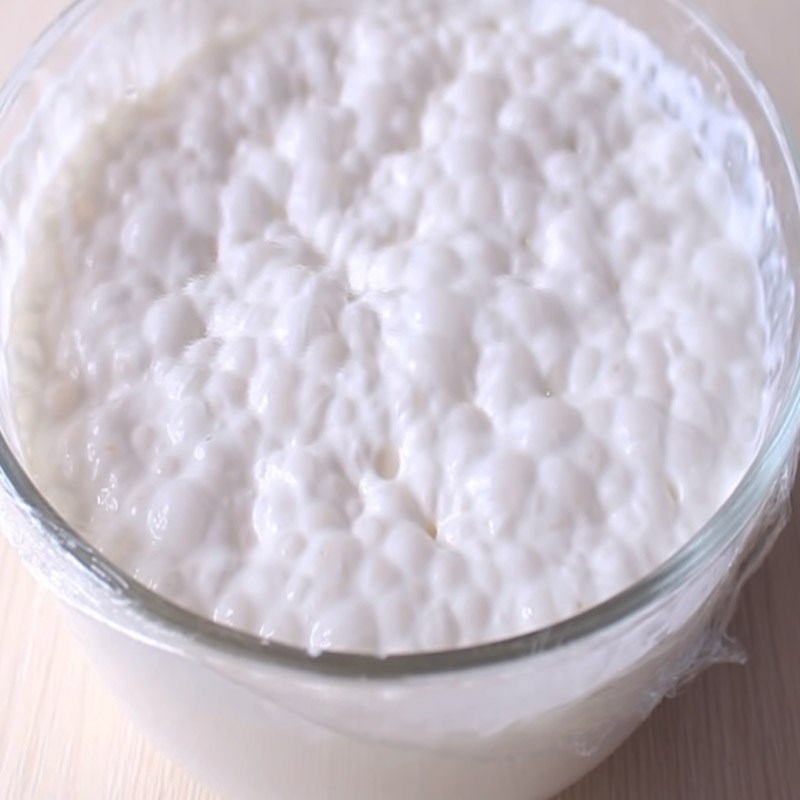 Bước 4 Trộn bột với nước cốt dừa Bánh bò sữa