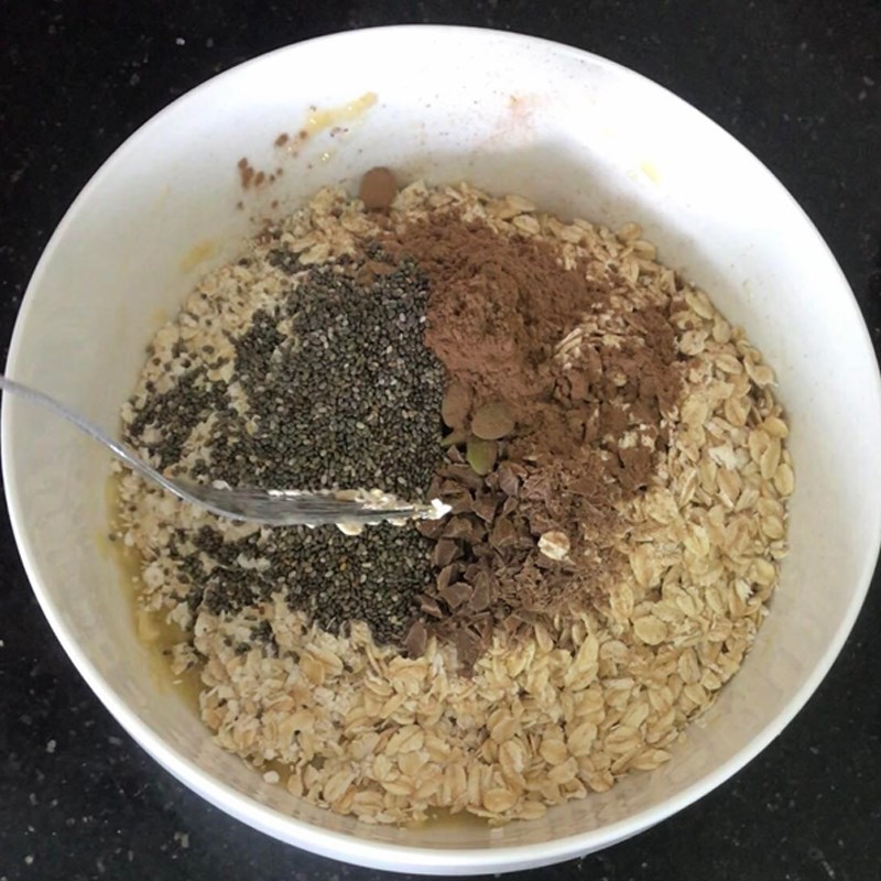 Bước 2 Trộn hỗn hợp bột bánh Bánh quy cookie yến mạch chuối