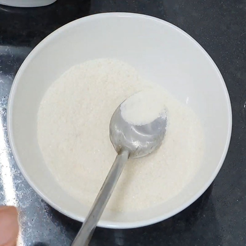 Bước 1 Trộn hỗn hợp sữa chua kem béo Xoài dầm sữa chua