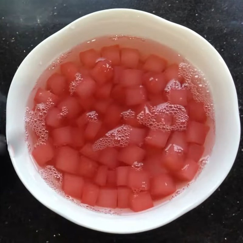 Bước 4 Trộn màu thạch dừa và ngâm nở hạt chia Thạch dừa thô