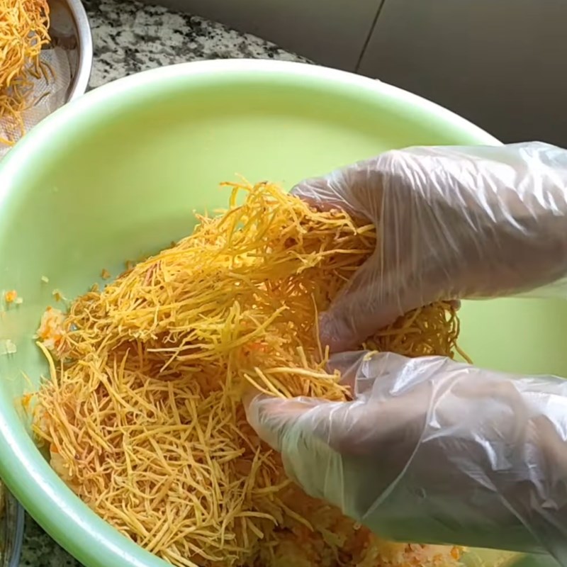 Bước 4 Trộn nguyên liệu Bún bì chay