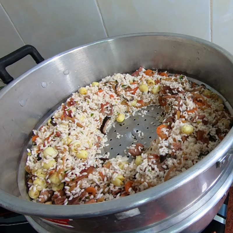 Bước 4 Trộn nhân vào nếp và hấp Xôi bát bửu