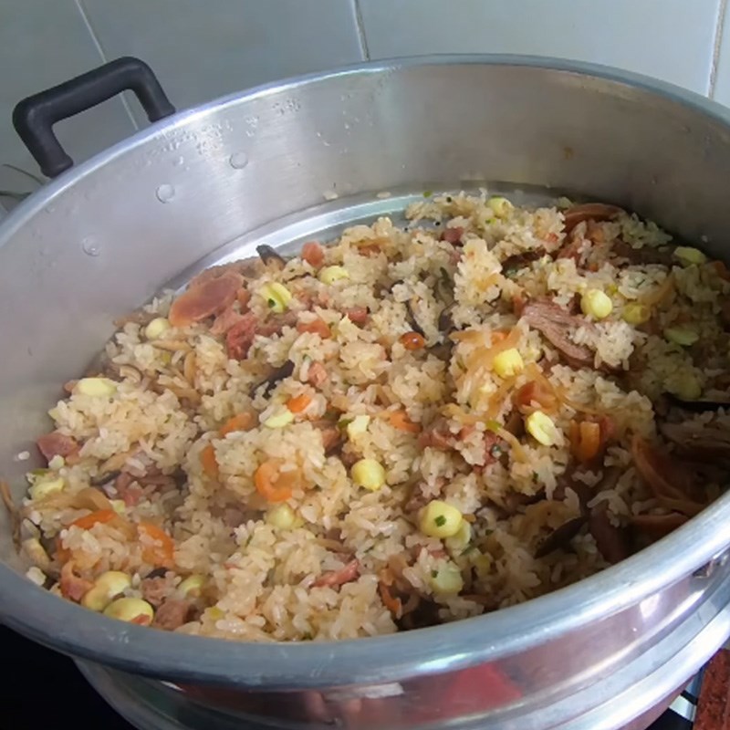 Bước 4 Trộn nhân vào nếp và hấp Xôi bát bửu