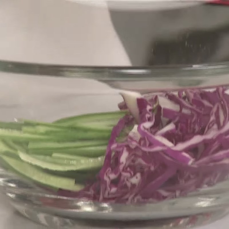 Bước 4 Trộn salad Salad táo với tôm
