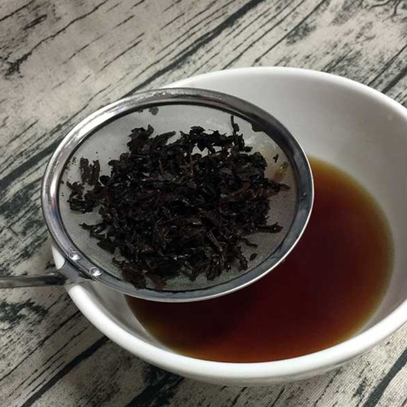 Bước 1 Ủ trà Trà sữa socola chuối