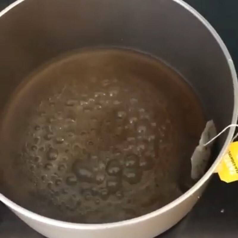 Bước 1 Ủ trà Trà sữa dưa lưới