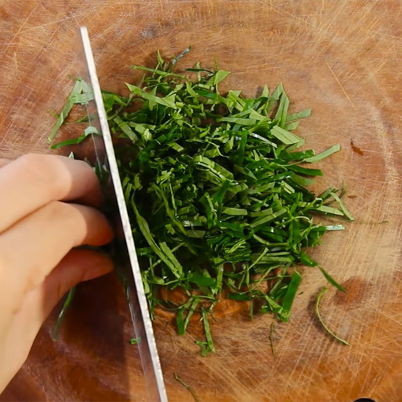 Bước 1 Ướp và tạo hình chả cá Chả cá nướng nghệ