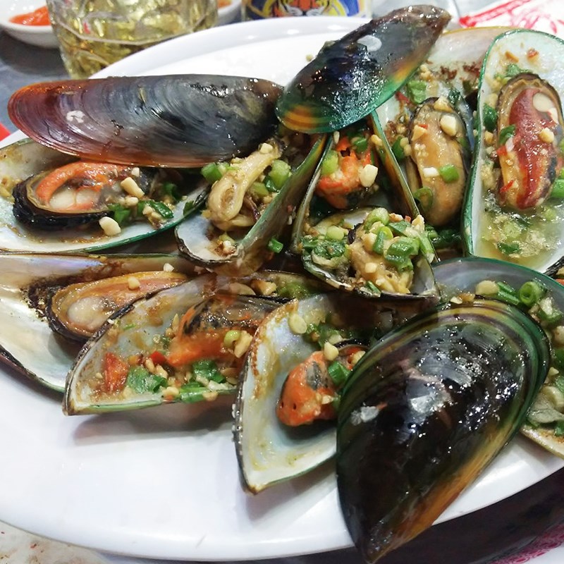 Bước 4 Thành phẩm Vẹm xanh nướng mỡ hành