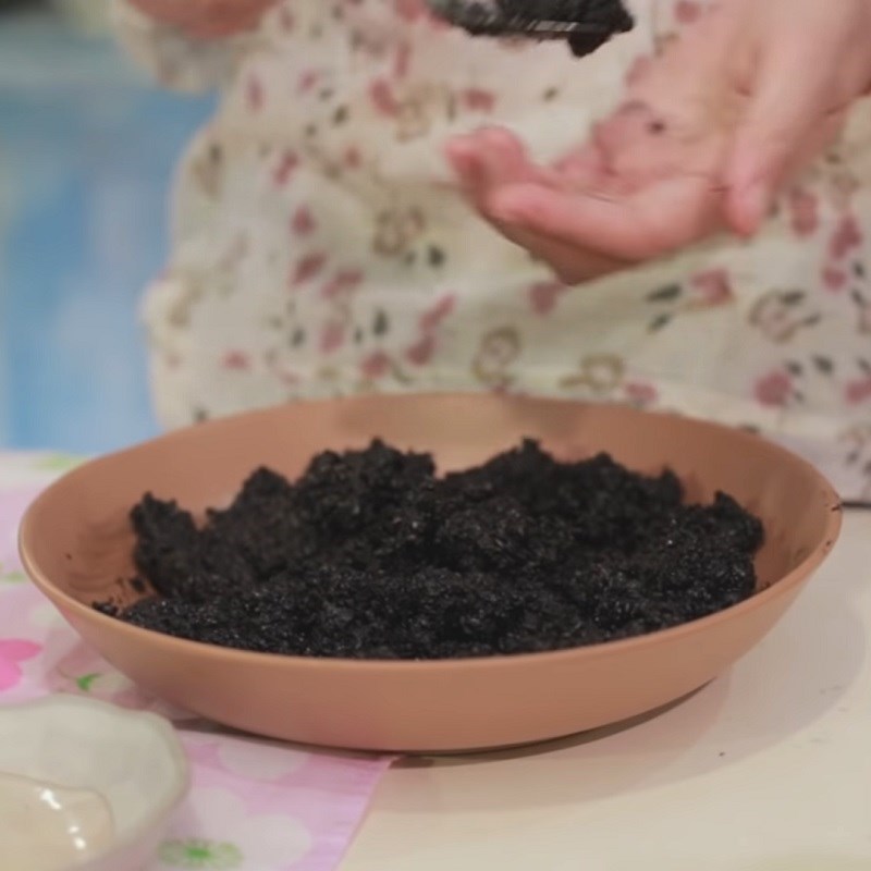 Bước 3 Vo nhân bánh Bánh trôi nước trà xanh nhân mè đen