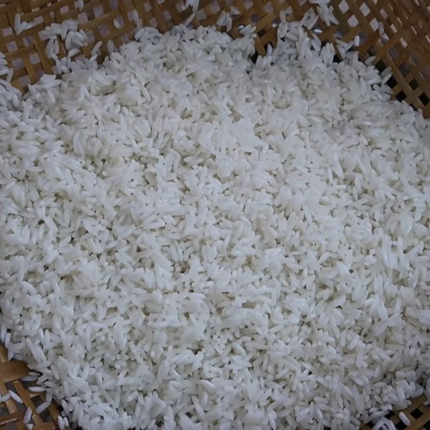 Bước 4 Vo và ngâm nếp Xôi xá xíu