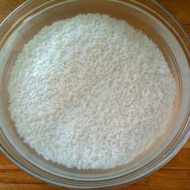 Bước 4 Vo và ngâm nếp Xôi xá xíu