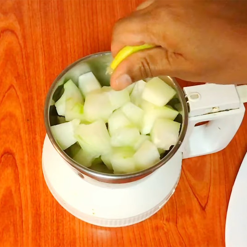 Bước 2 Xay nhuyễn bí đao với nước chanh Nước ép bí đao chanh