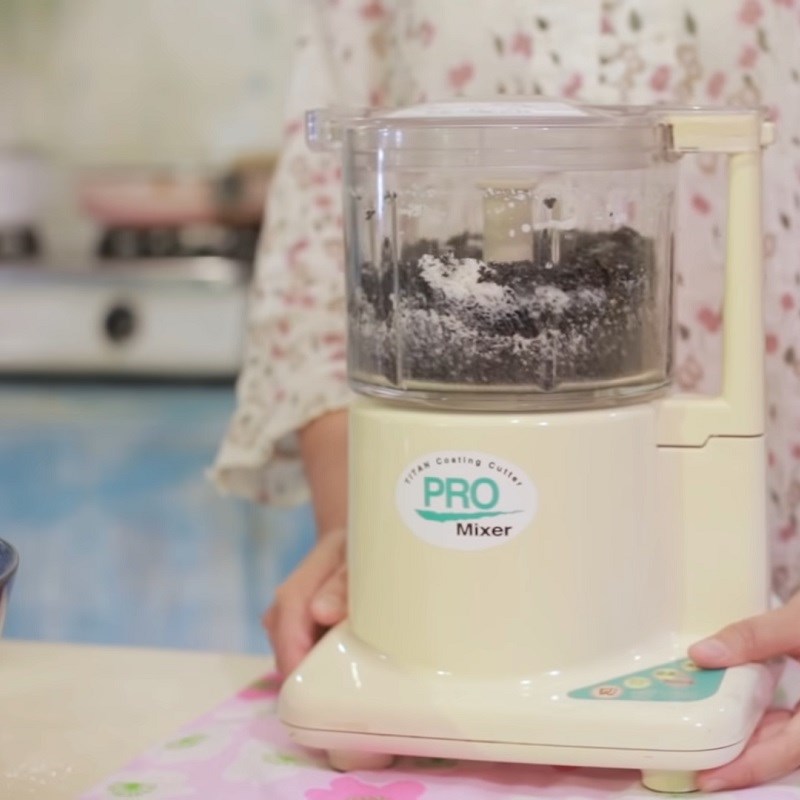 Bước 2 Xay nhuyễn nhân mè đen Bánh trôi nước trà xanh nhân mè đen
