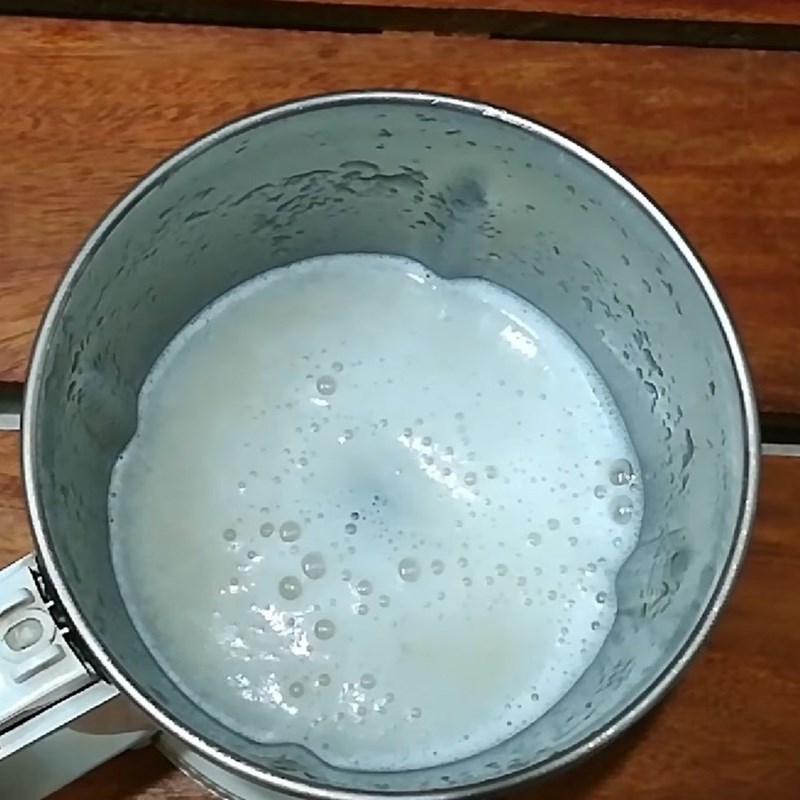Bước 2 Xay và lọc nước ép chôm chôm Nước ép chôm chôm