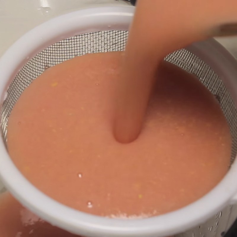 Bước 2 Xay và lọc nước ép ổi Nước ép ổi