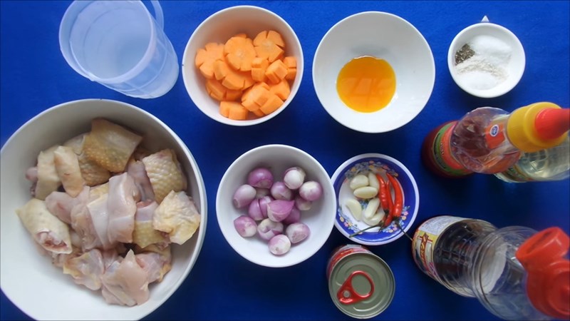 Nguyên liệu món ăn 3 cách làm thịt gà nấu cá mòi hộp
