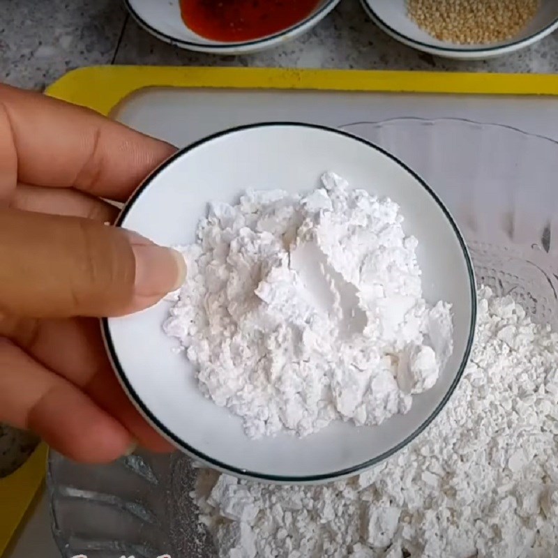 Bước 2 Pha bột Bánh bèo chay