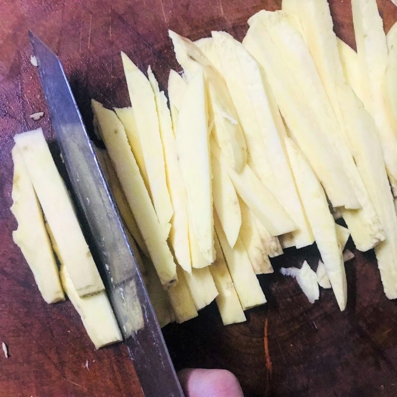 Bước 1 Sơ chế khoai lang Bánh khoai lang chiên xù