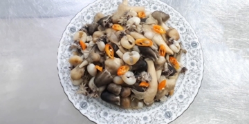 Cách làm mực xào nấm rơm và bào ngư thơm ngon, béo ngọt, ăn là mê 12 1200 1200x676 24 1